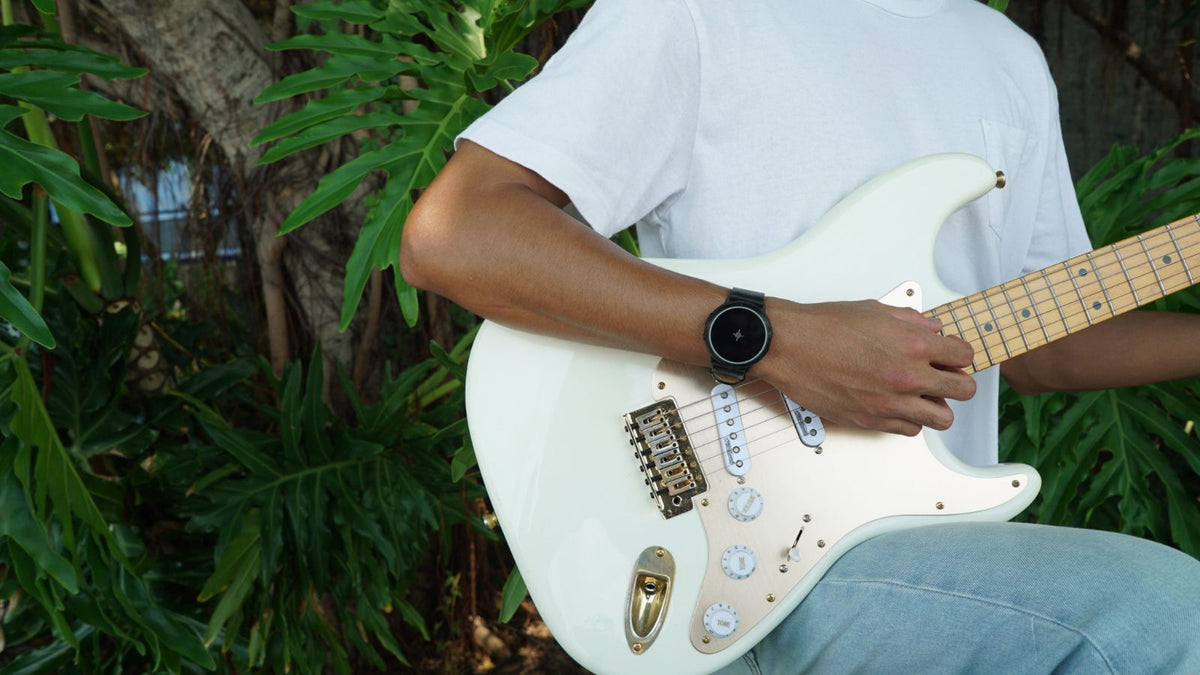 2025年最佳300美元、500美元和2000美元以下电吉他